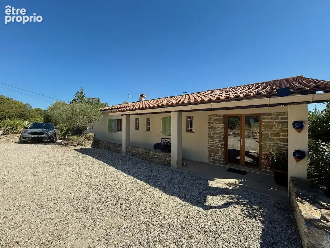 Maison 130 m² à La Liviniere  - photo 2