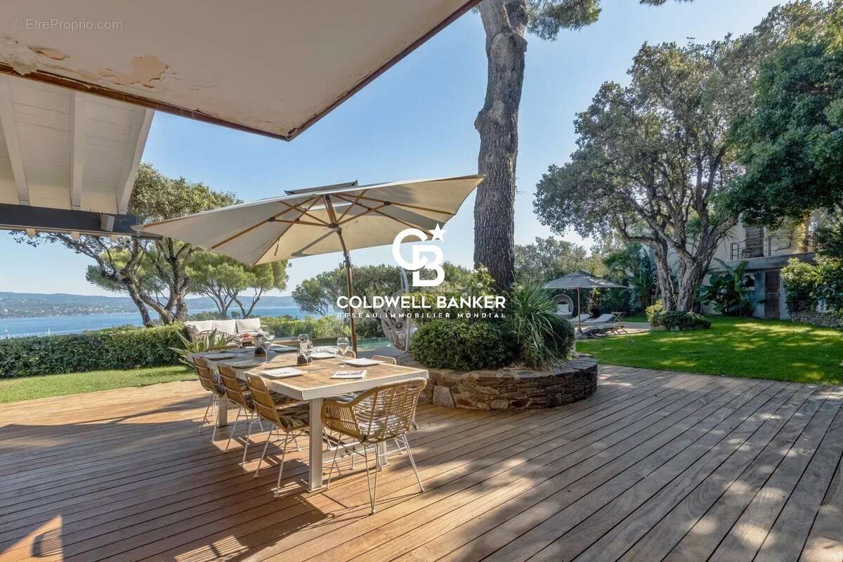 Maison à CAVALAIRE-SUR-MER