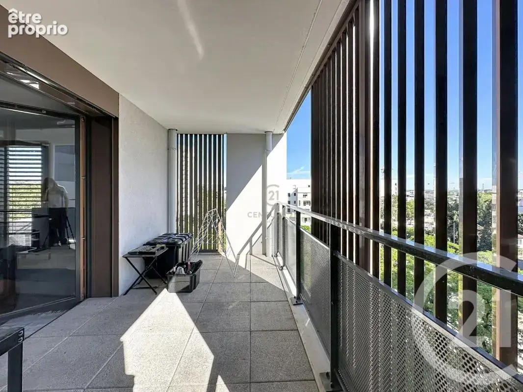 Appartement à LYON-8E