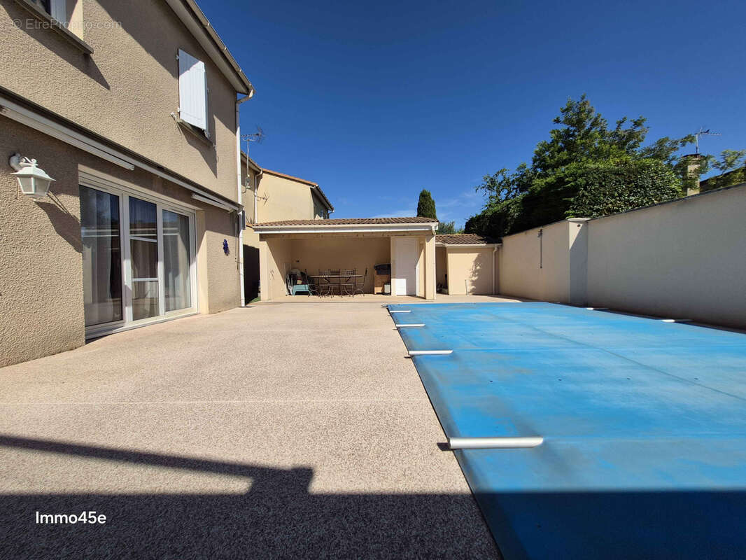 Maison à PORTES-LES-VALENCE