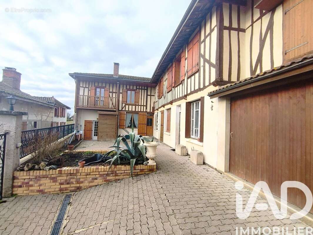 Maison 280 m² à Somsois  - photo 2