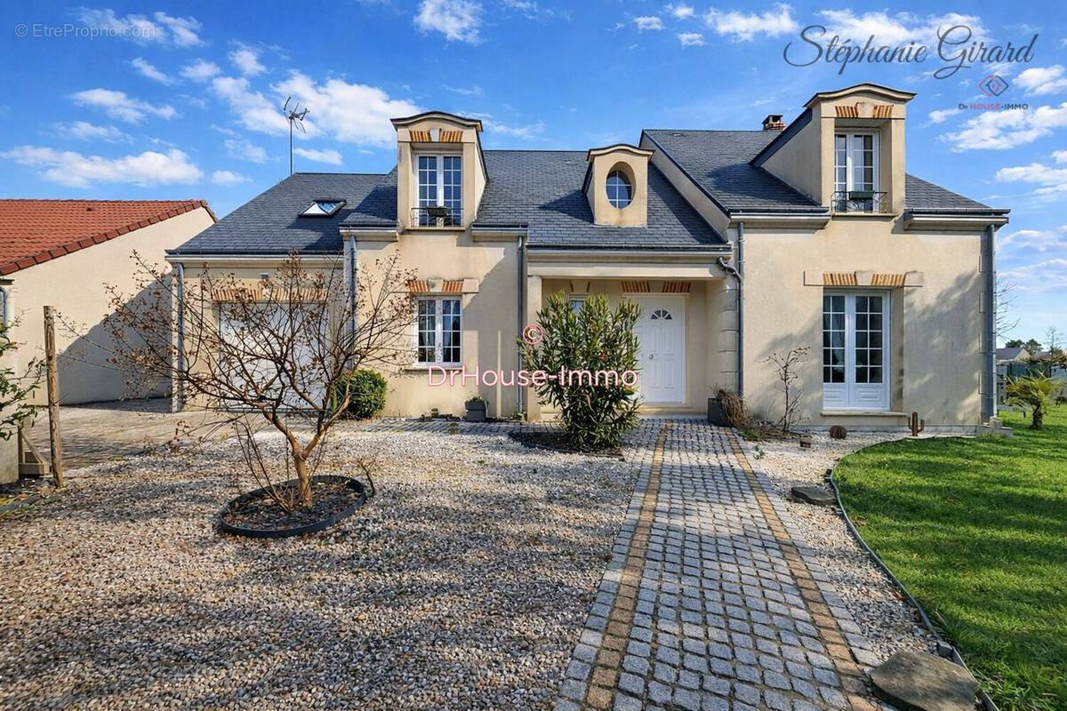 Maison à CHAINGY