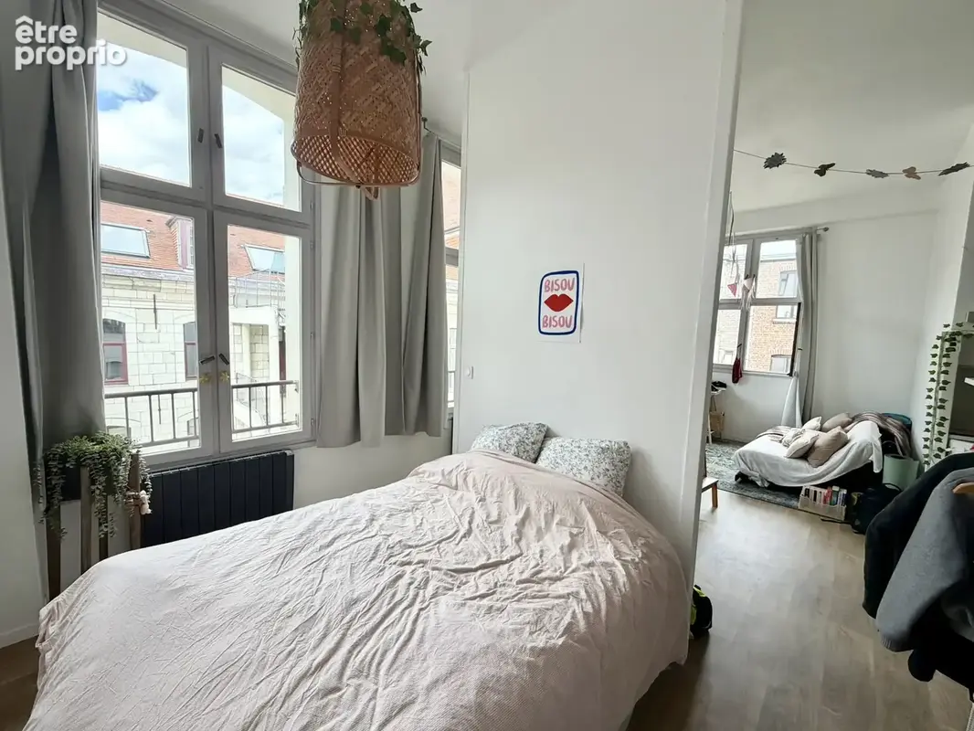 VIEUX-LILLE - Appartement de charme - photo 4