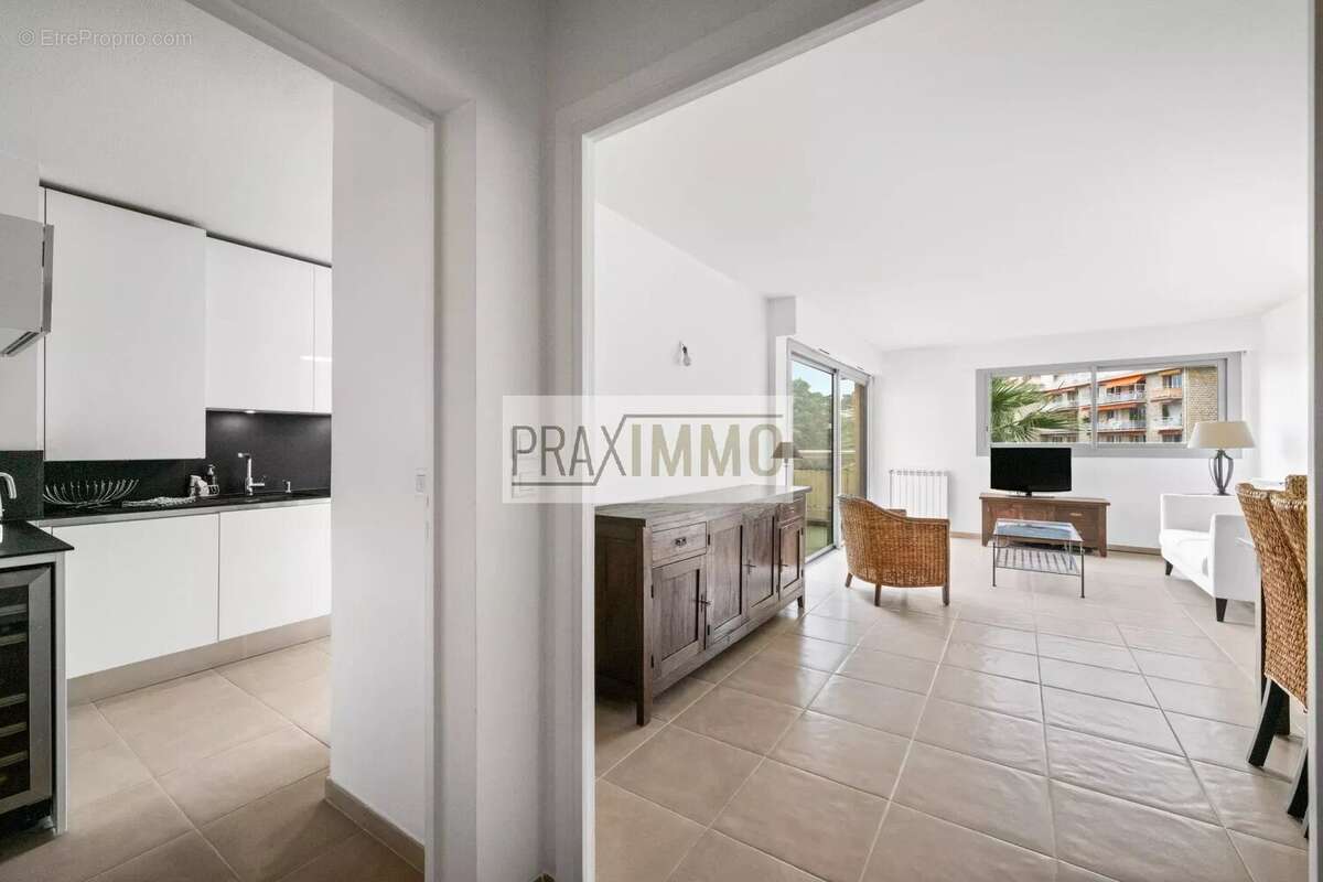 Appartement 82 m² à Nice  - photo 4