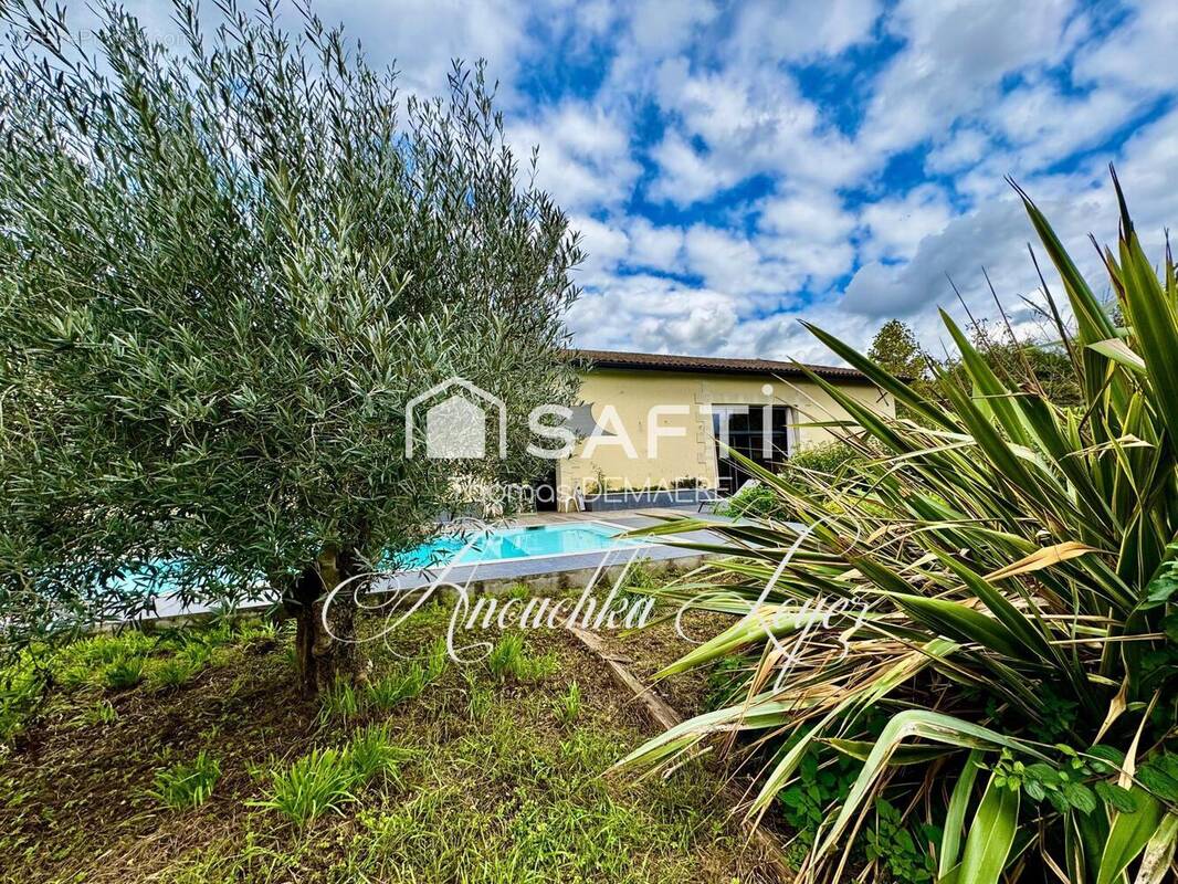 Photo 1 - Maison à MONTLIEU-LA-GARDE