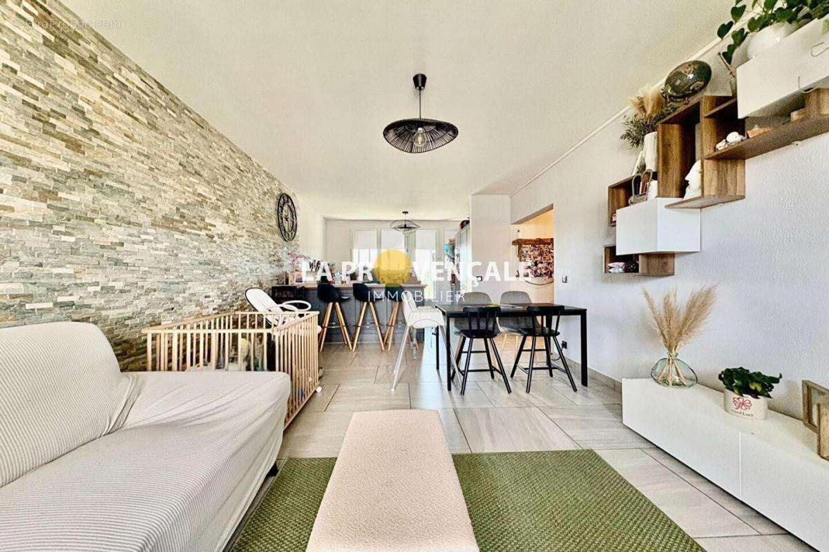 Appartement à GARDANNE