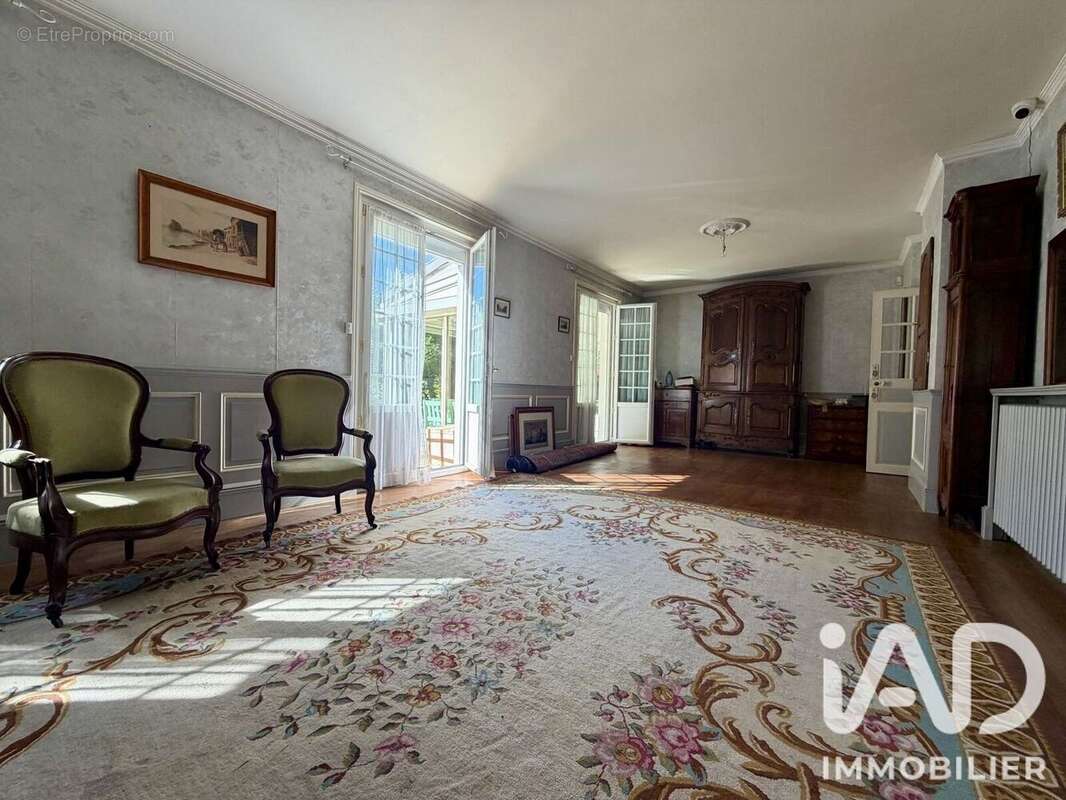 Maison 159 m² à Arpajon  - photo 3