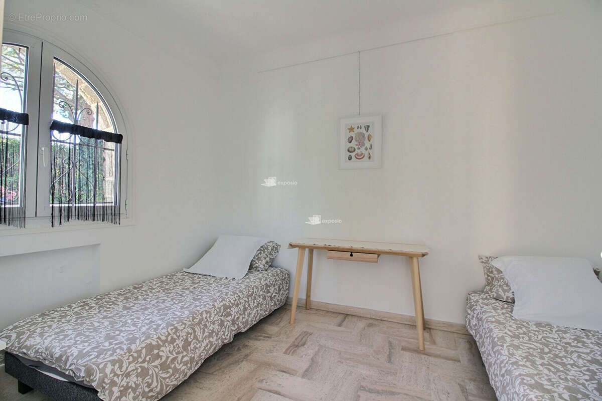 Maison à MOUGINS