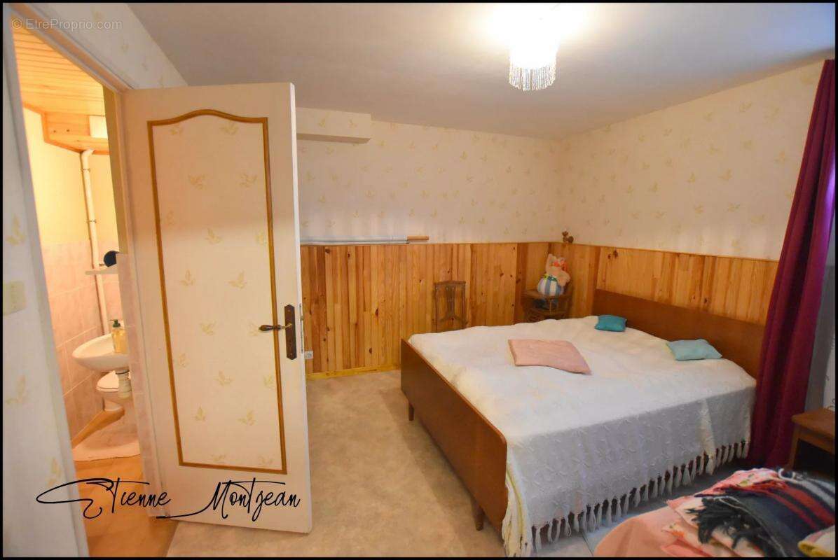 Maison à FRAYSSINET