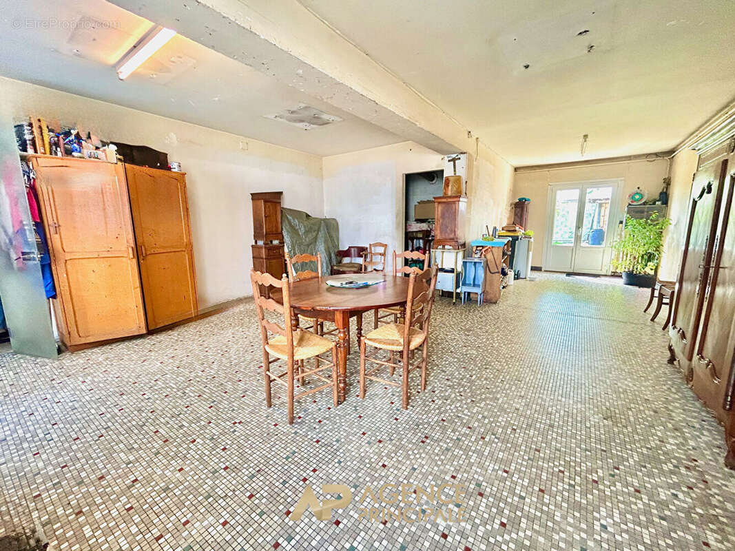 Maison Périgny centre - 3 chambres - 90 m² + 40 m² aménageables - Terrain 574 m² - photo 4