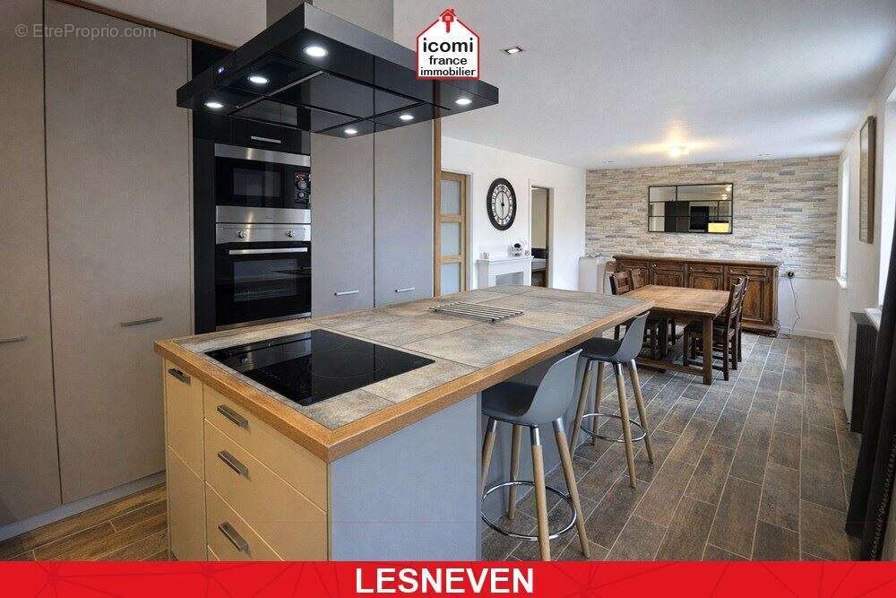 Maison à LESNEVEN
