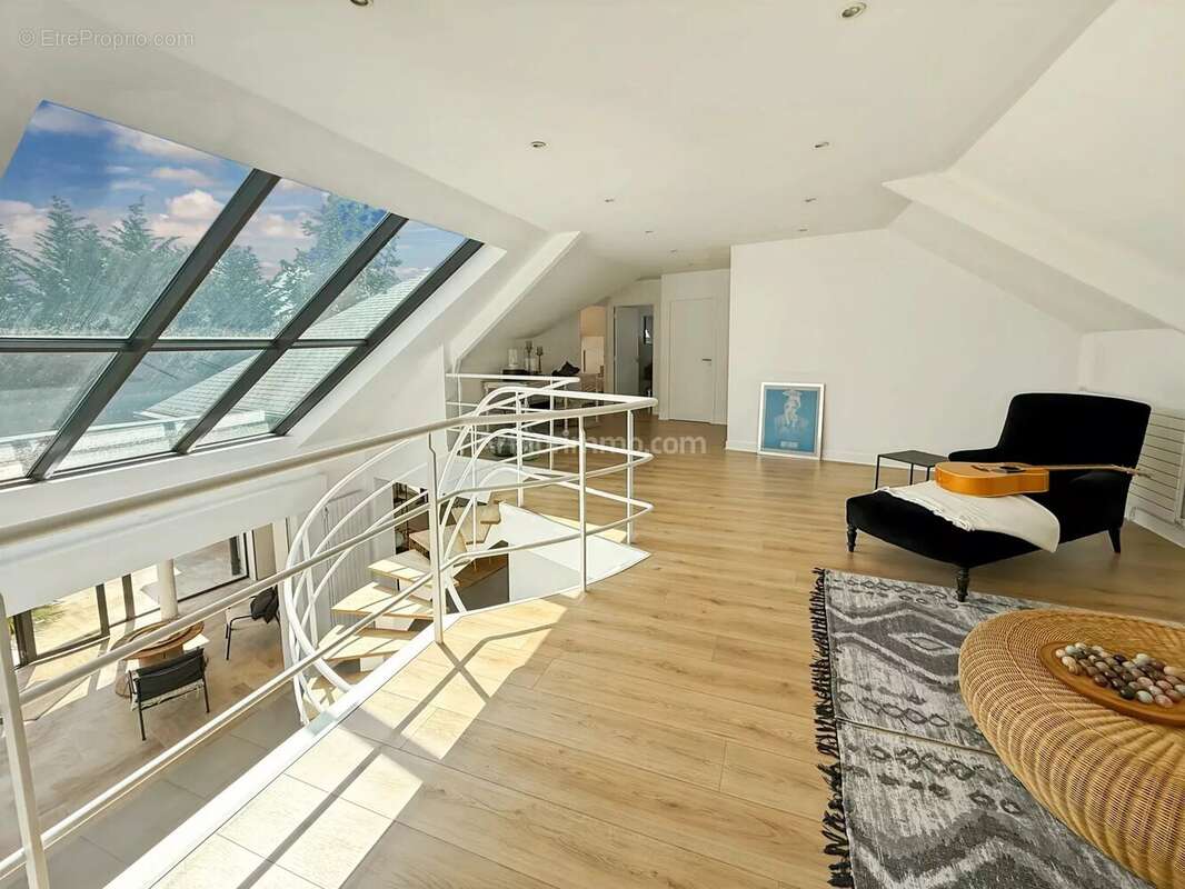 Maison à SOISY-SUR-SEINE