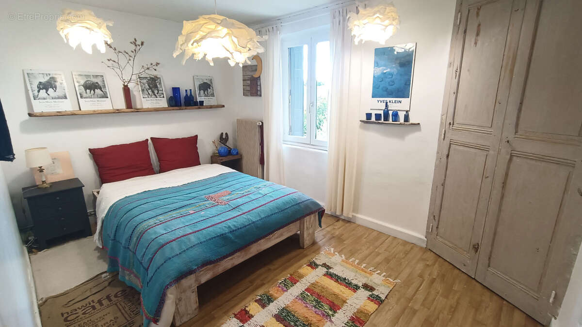 Maison à BAS-EN-BASSET