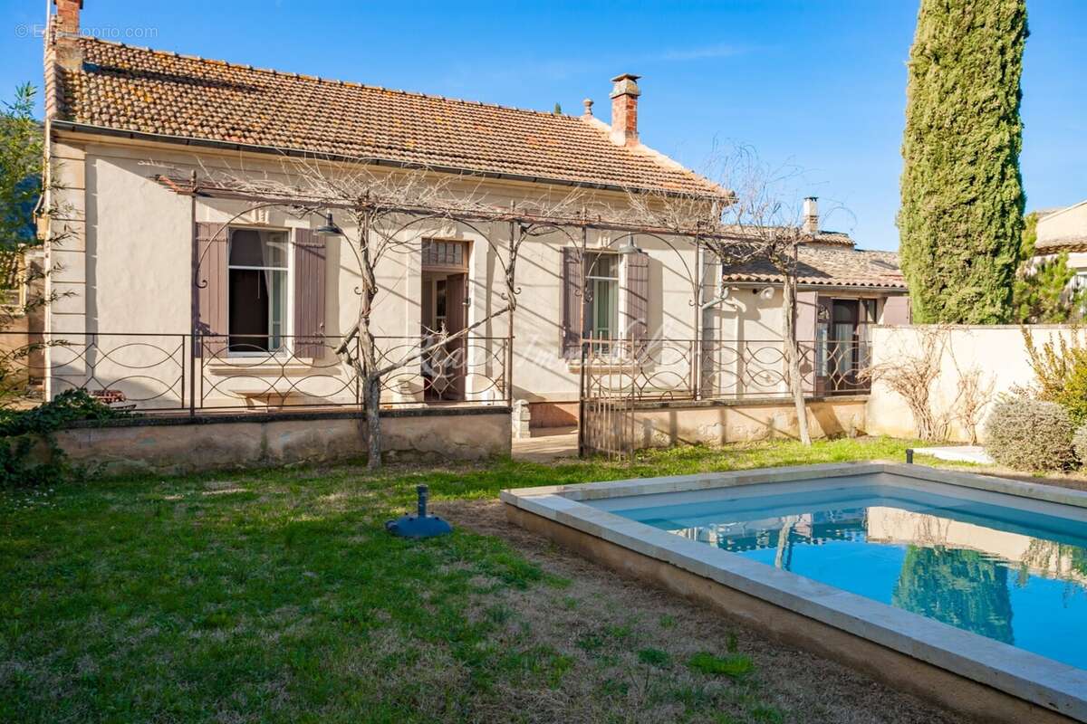 Maison à MAUBEC