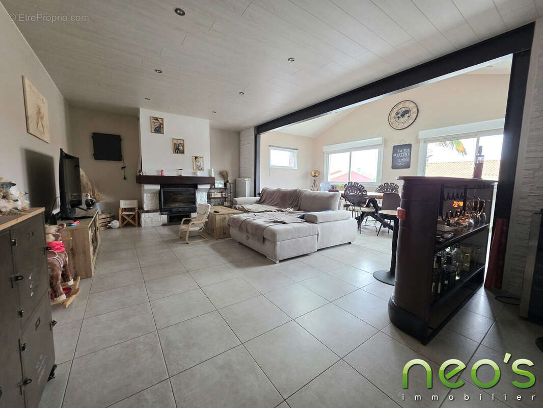 Maison à SAINT-LEGER-SOUS-CHOLET