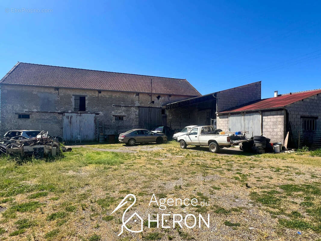 Photo 3 - Maison à SAINT-HILLIERS