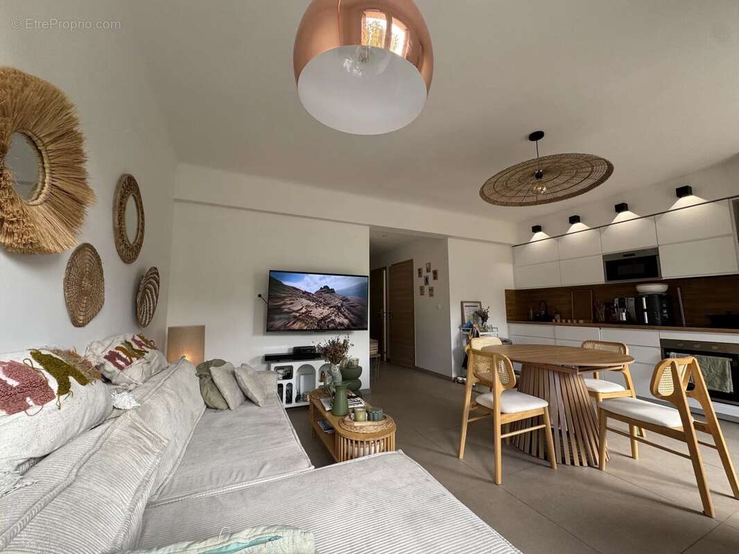 Appartement à MARSEILLE-7E