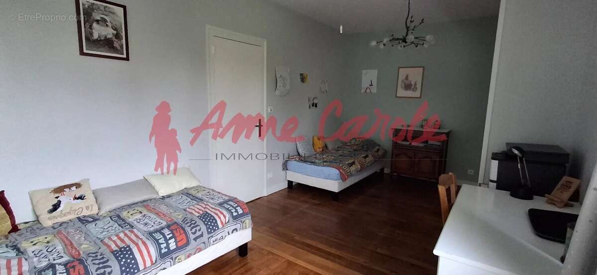 Maison à MONTMORILLON