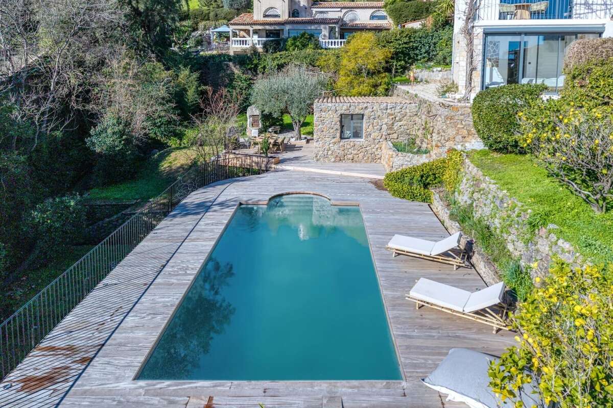 Maison à VALLAURIS