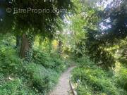 Terrain à CHENNEVIERES-SUR-MARNE