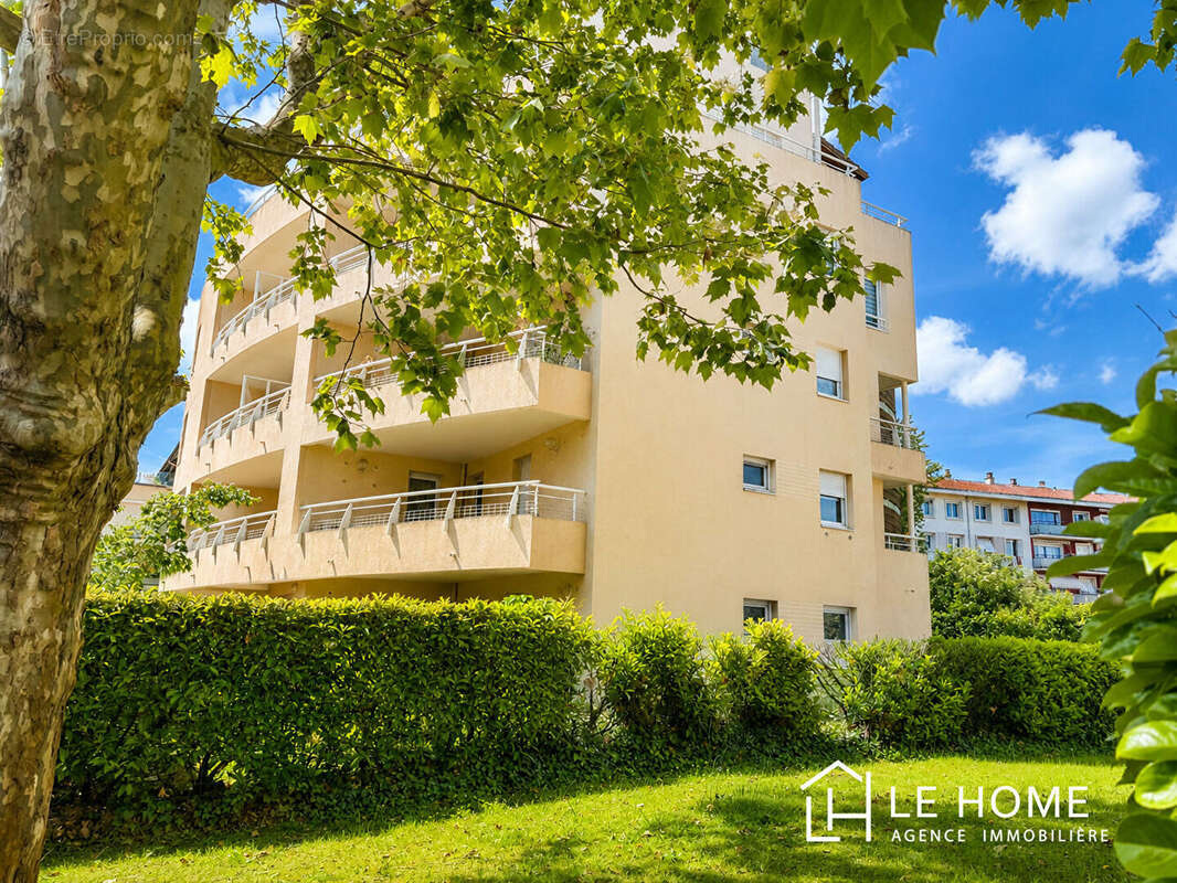 Appartement à TASSIN-LA-DEMI-LUNE