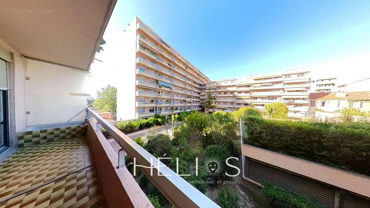 Appartement à MARSEILLE-3E