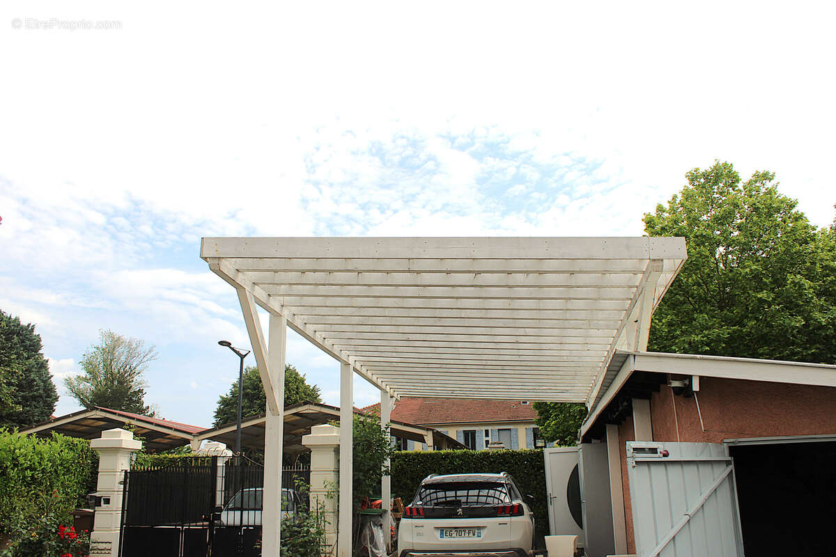 Pont de claix - maison de 168.50 m2 et t2 independant - photo 13