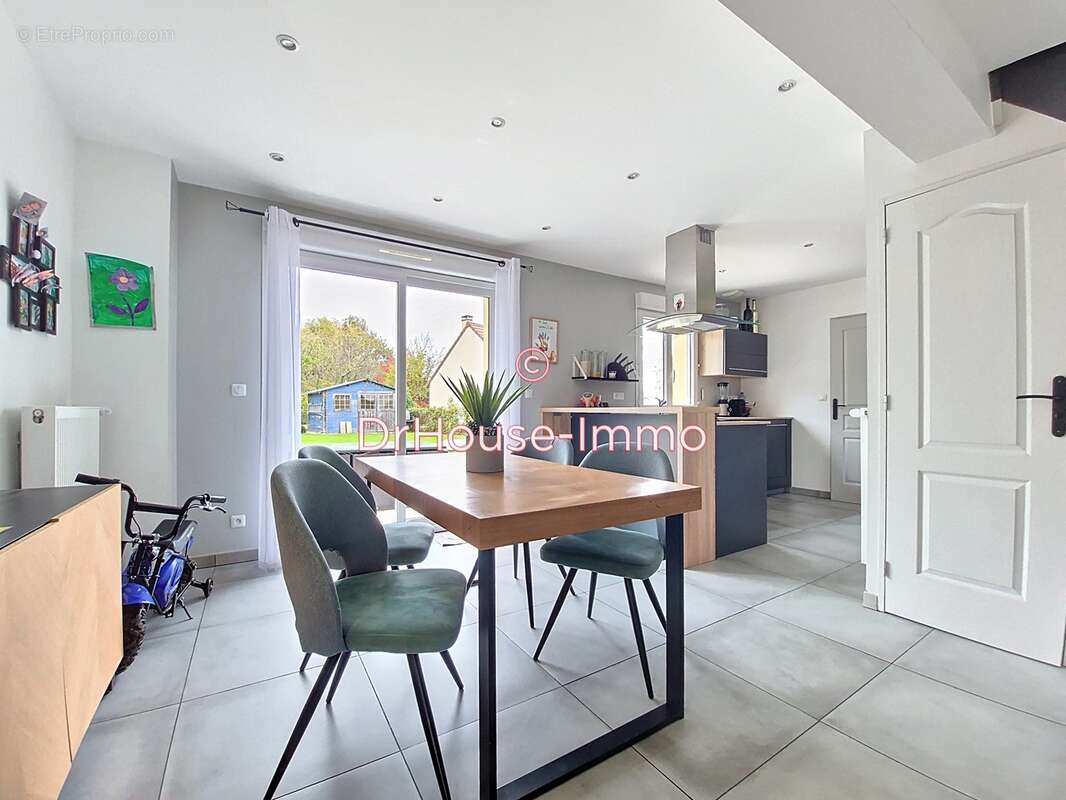 Maison à BOINVILLE-LE-GAILLARD