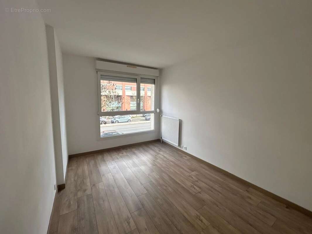 Appartement à MONTIGNY-LE-BRETONNEUX