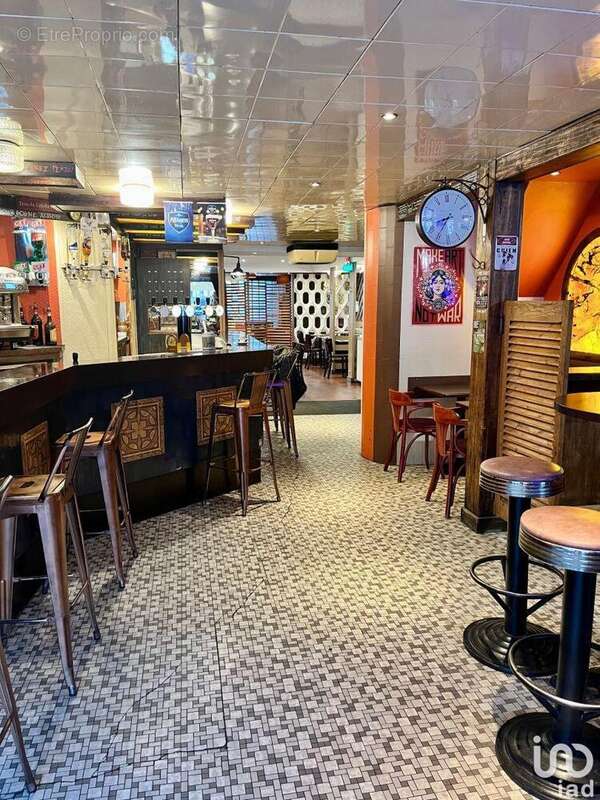 Photo 2 - Commerce à ARPAJON