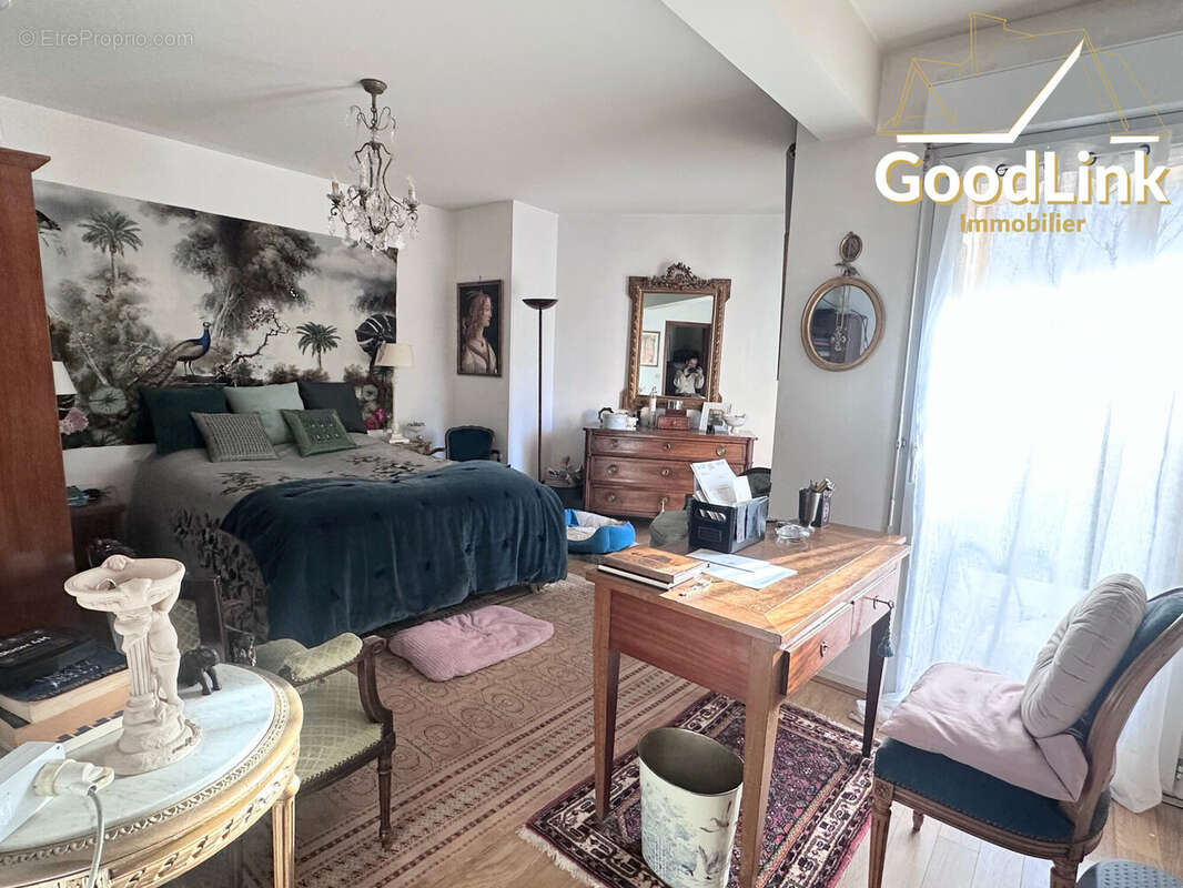 Appartement à CORBEIL-ESSONNES