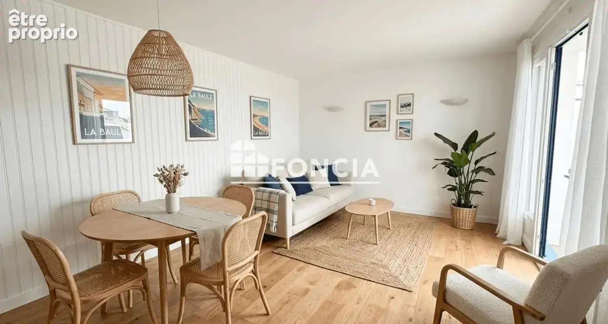 LA BAULE  QUARTIER DES OISEAUX — T2 de 50 m² avec balcon, tout à pied - photo 4