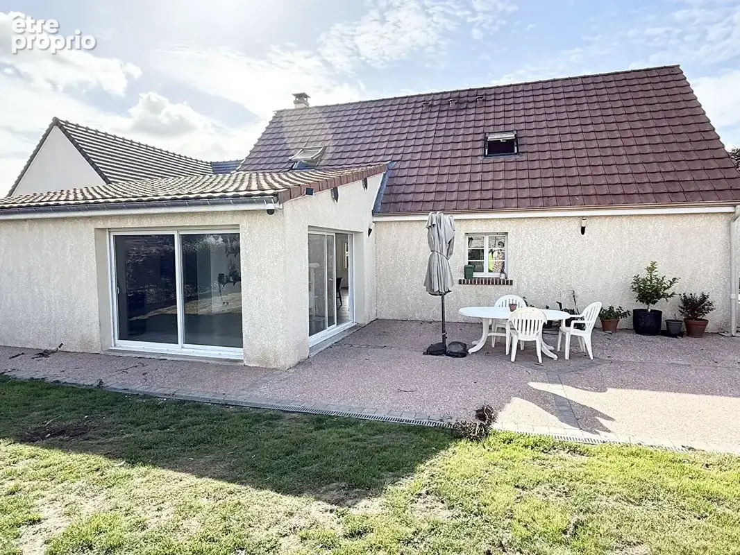 Maison Fontaine Lavaganne 7 pièce(s) 143 m2 - photo 9