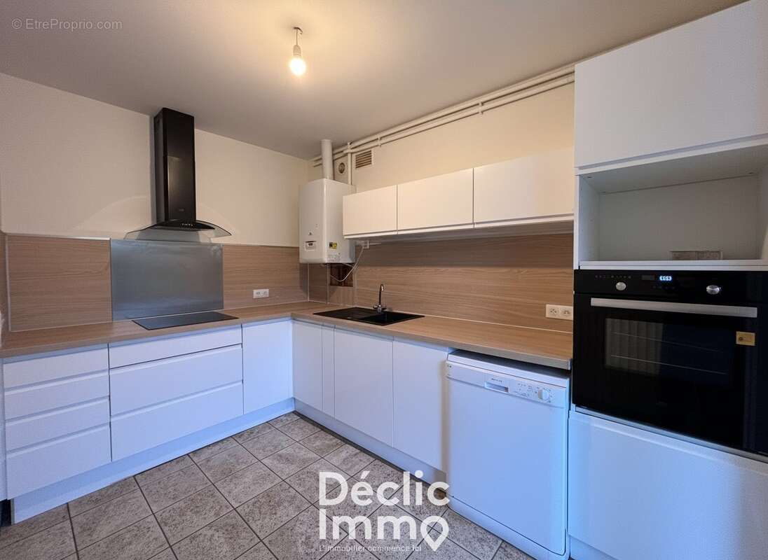 Maison à RUELLE-SUR-TOUVRE