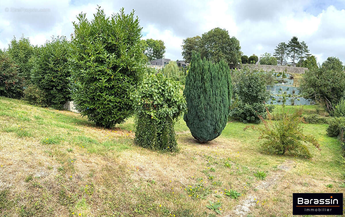 Maison à TOURVILLE-SUR-SIENNE