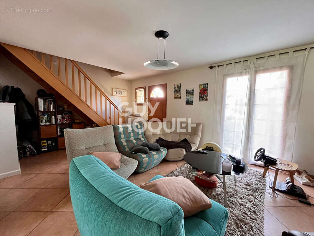 Maison à MORET-SUR-LOING