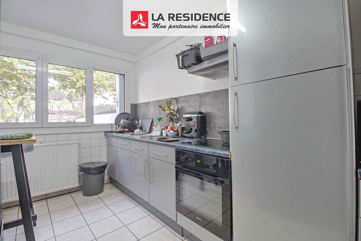 Maison à SAINT-ETIENNE-DU-ROUVRAY