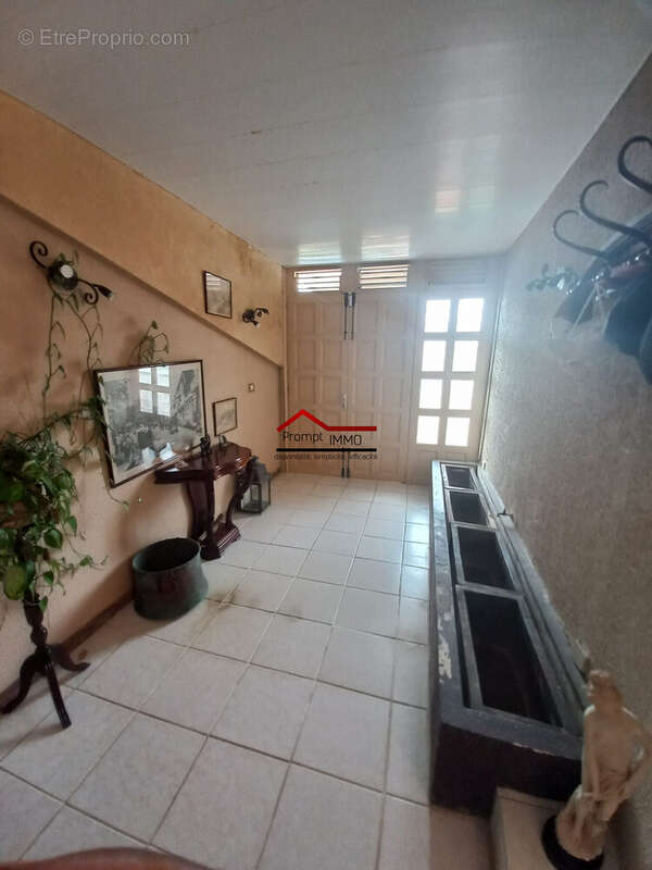 corridor APT principale - Maison à SCHOELCHER