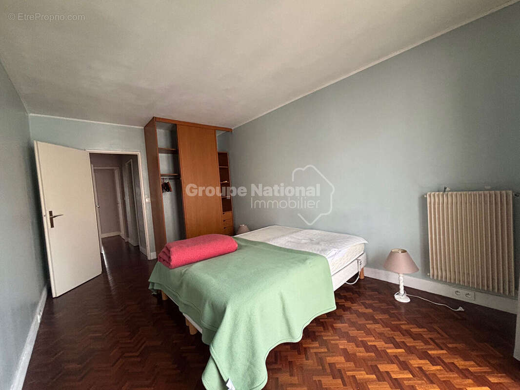 Appartement à VERSAILLES