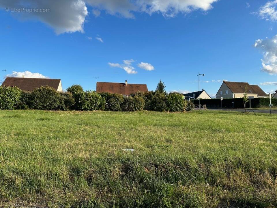 Terrain à NOTRE-DAME-D&#039;OE