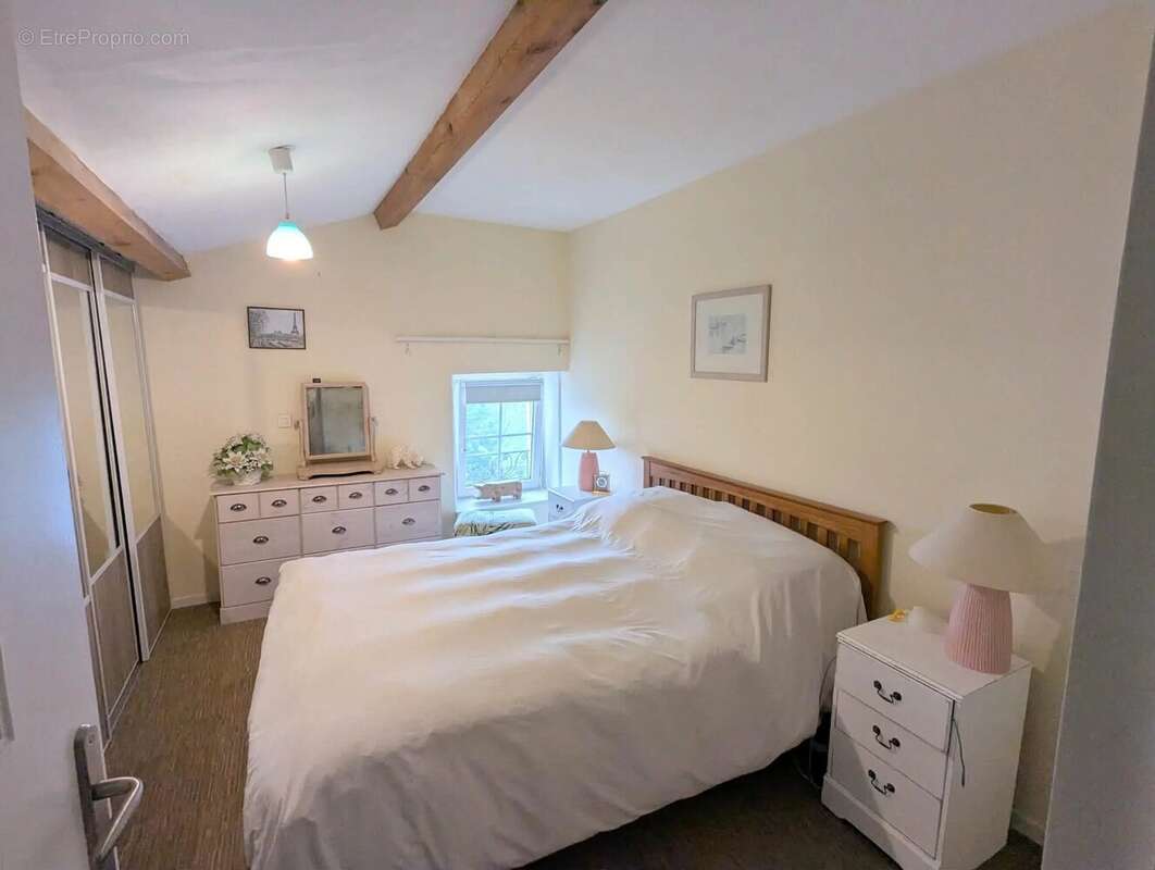 Maison à L'HERMENAULT