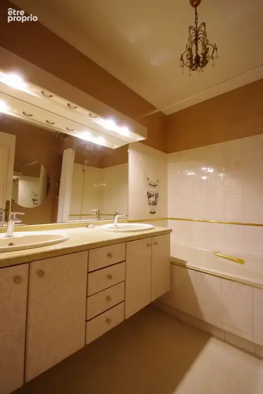 Le Mail - La Genette - Grand appartement T4 - photo 12