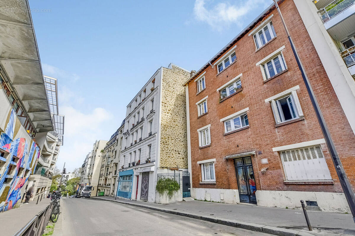 Appartement à PARIS-19E