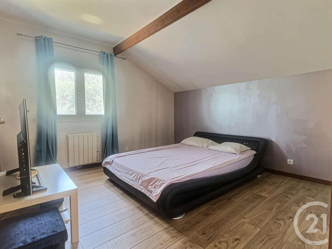 Maison à AULNAY-SOUS-BOIS