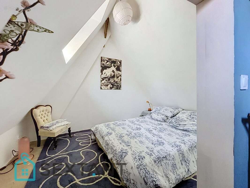 Maison de charme avec jardin dépendance et garage - photo 10