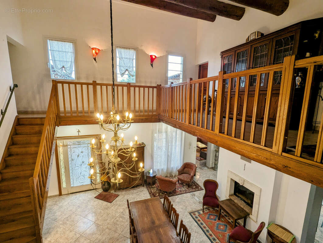 Maison à ESPONDEILHAN