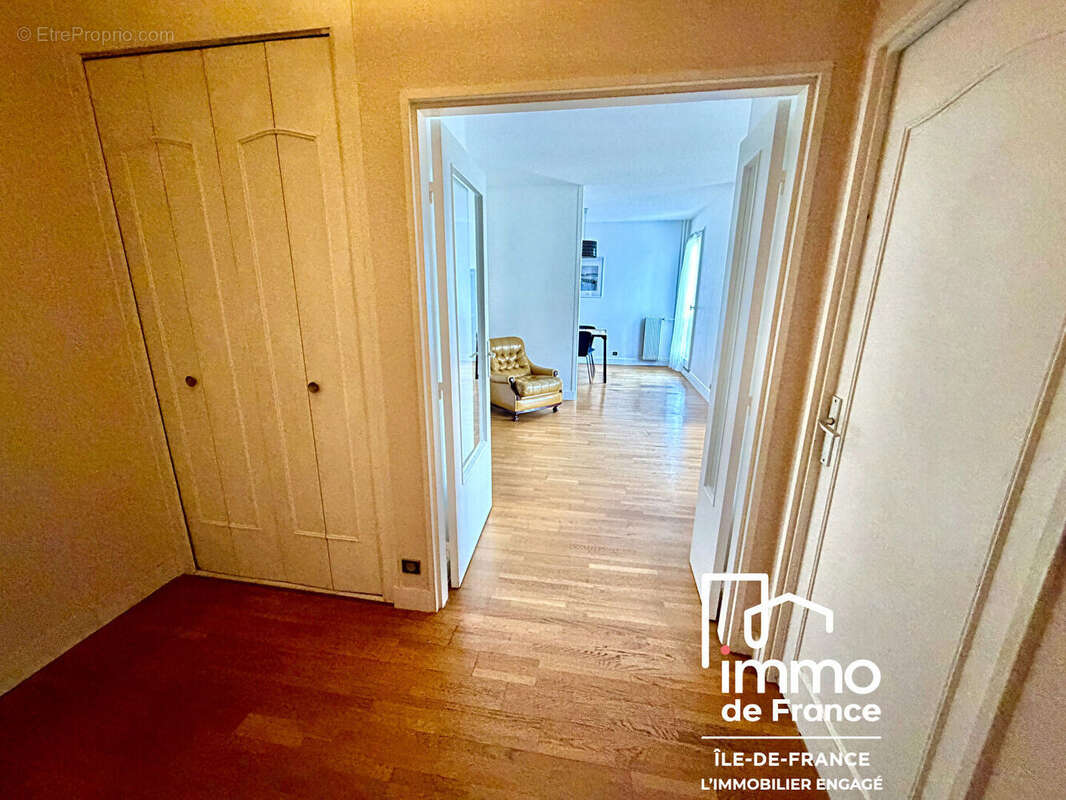 Appartement à VERSAILLES