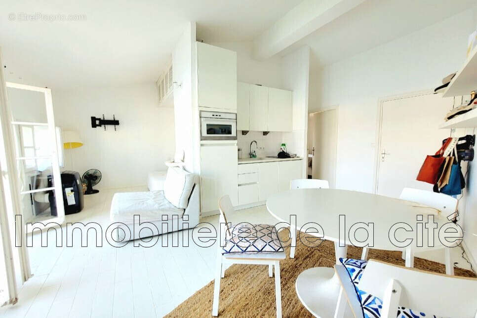 Appartement à GRIMAUD