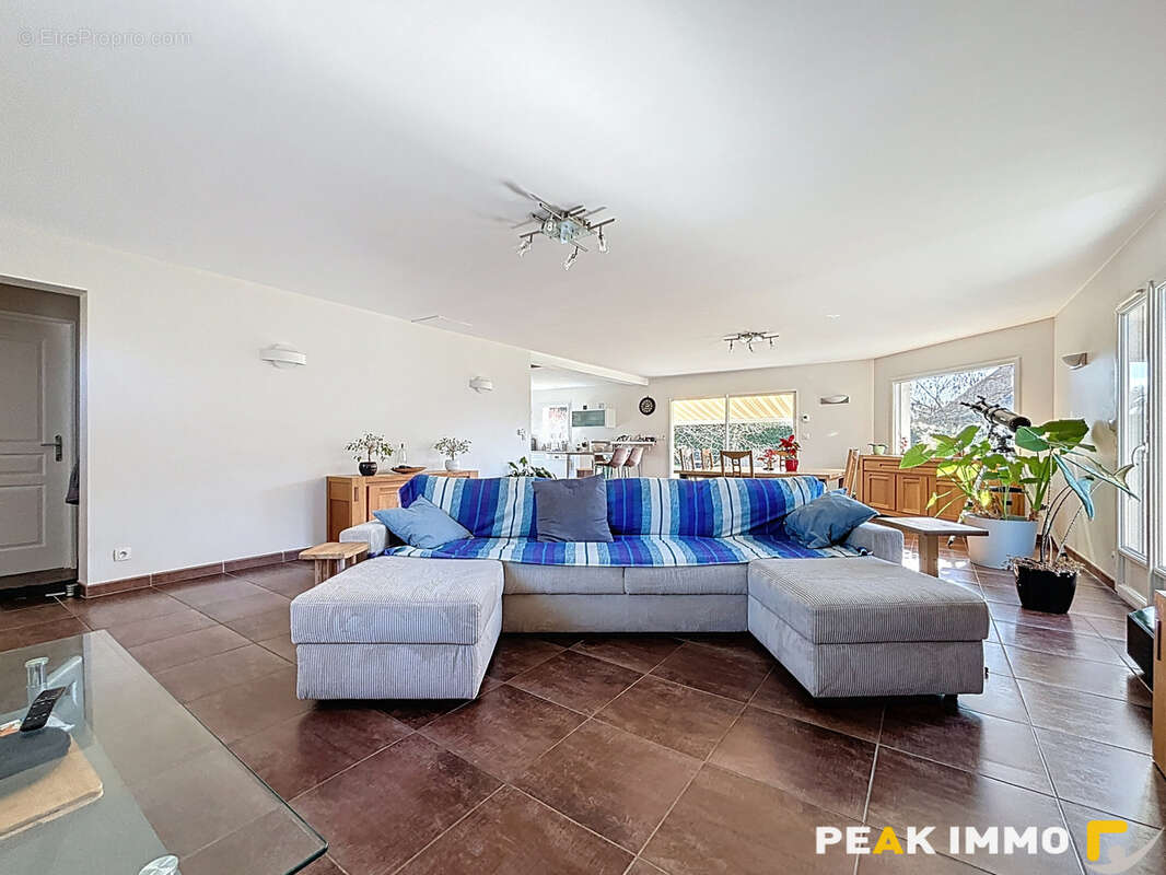 Maison 6 pièces - 173 m2 - Marcellaz-Albanais - photo 5