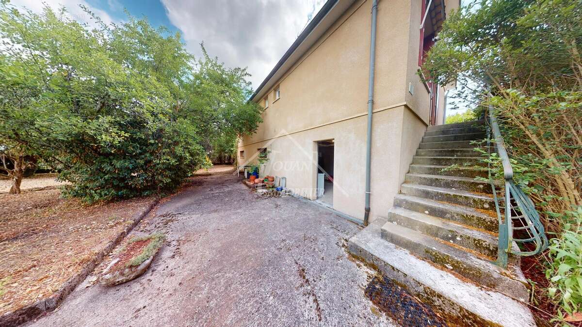 Maison lumineuse de 82 m² à Diou avec jardin - photo 15